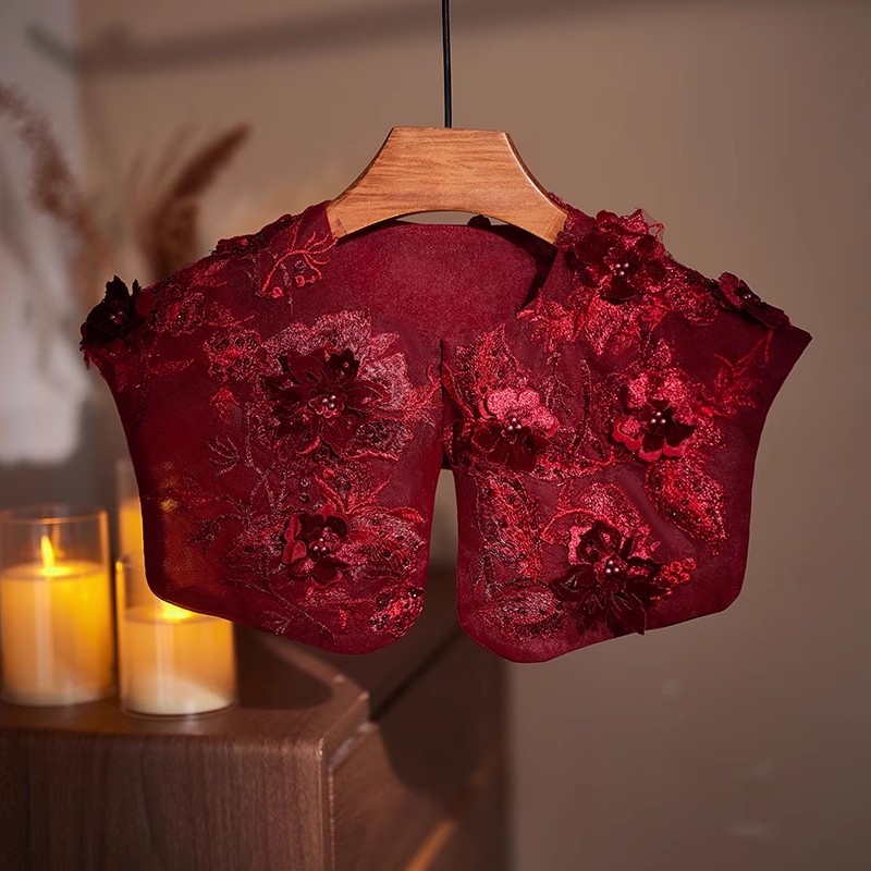 Vintage Fashion In Chinese - Pashmina Bordir Mode Wanita Warna Merah