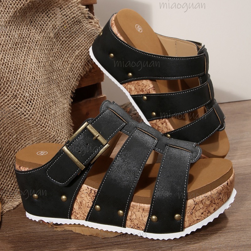 Vintage Outdoor Fashion - Sandal Wedge Vintage dengan Tali Gesper,