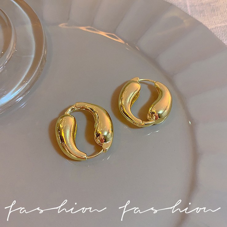 Anting U Warna Emas Mode Korea - Vintage Fashion Trends 2026 ulasan dan harga