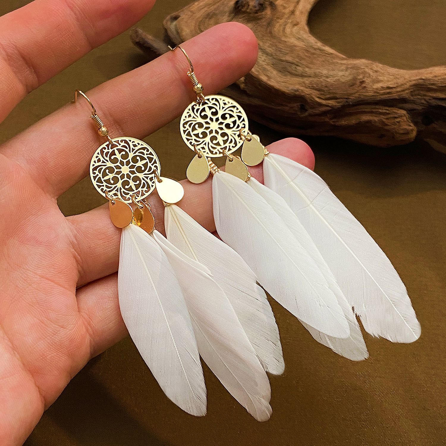 Anting-anting rumbai bulu mera - Vintage Fashion Trends 2026 ulasan dan harga