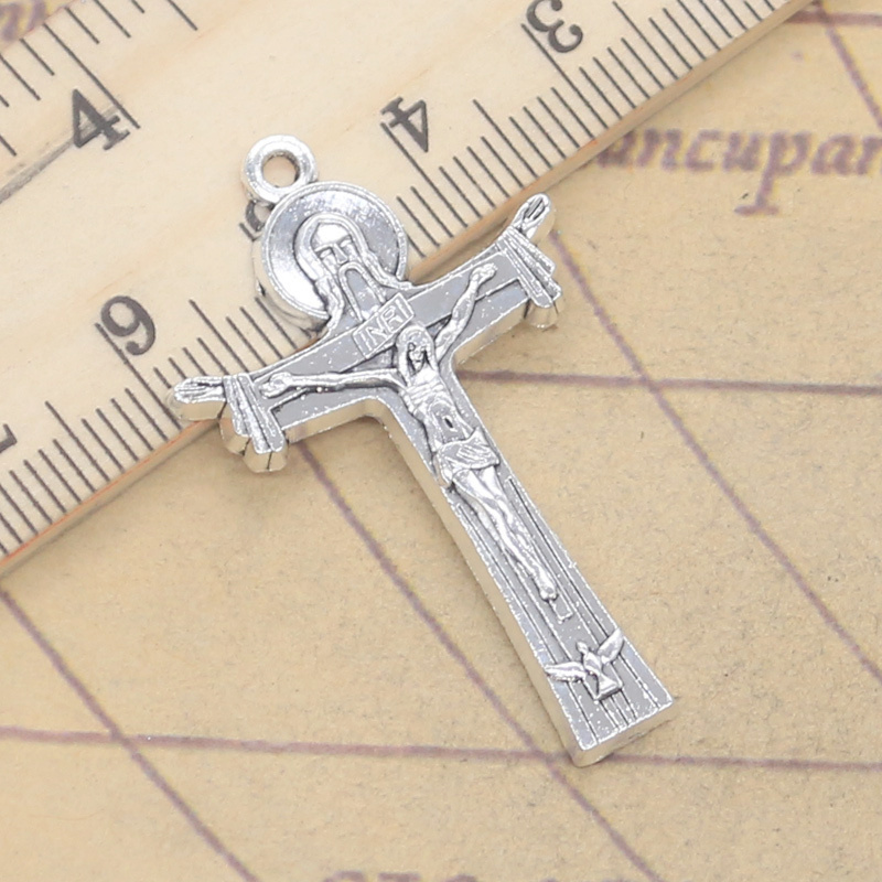 10 Buah Liontin Salib Yesus 40 - Vintage Fashion Finds ulasan dan harga